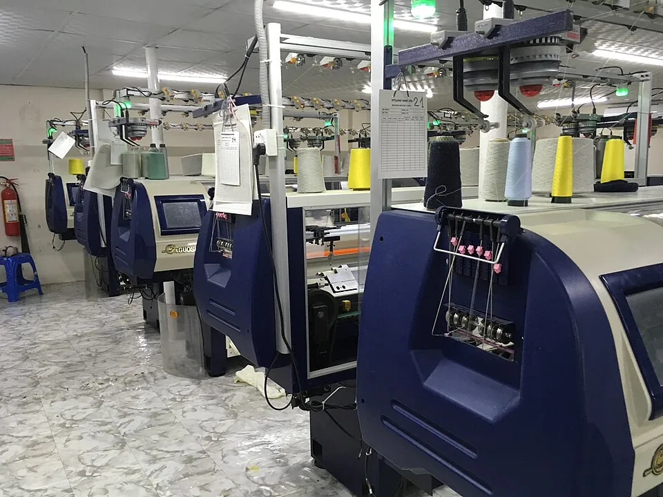 Xưởng Dệt Bo Cổ Áo Tại TP.HCM – Sản Xuất Theo Yêu Cầu